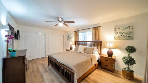 Entire 1500 sqft 2bed 2bath access to the pool don't be cramped in a room!