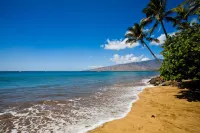 Hookipa Bayview Cottage Private, Romantic Maui Cottage, in Haiku