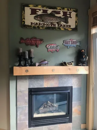 WINTER SKI IN SKI OUT SLOPESIDE Sunstone 1Br  Condo Location Location Location!! Отели в г. Маммот-Лейкс