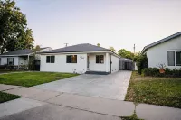 Luxury 2Br Retreat with Glamping Tent Near Universal Studios, Hollywood!!!