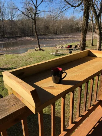 Cabin on Collier creek. Go swimming or soaking. Caddo Gap Arkansas