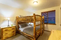 Luxury Condo with Hot Tub, Pool, & Private Patio in the Heart of Winter Park! - Balkon