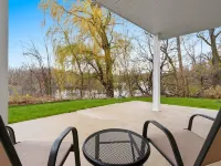 Beautiful Door County, Sturgeon Bay Home.  Fully Stocked Hotel a Gardner