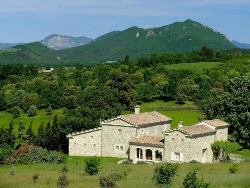 Drôme provençale quiet country house 克萊翁當德朗住宿飯店
