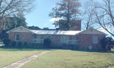 Renovated duplex on former asylum campus Hotels near Sallie Ellis Davis House