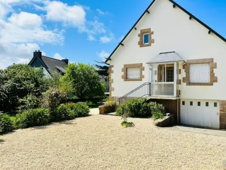 Belle Maison Bretonne 10 Couchages Entièrement Équipée Отели в г. Трегастель