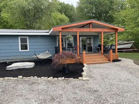 Middle Bass Island Luxury Rental