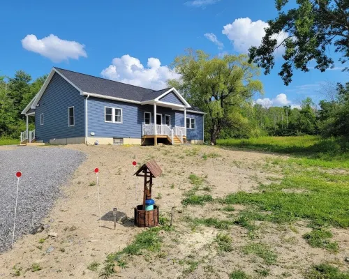 Private Rural Getaway Hotels in Canadice