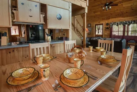 Long Range Mountain Views with Hot Tub and outdoor camp fire ring!