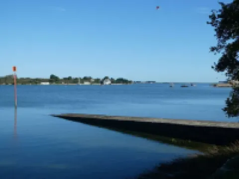 Charming Villa in Saint-Philibert (Close to Carnac) Directly by the Sea.  Rated