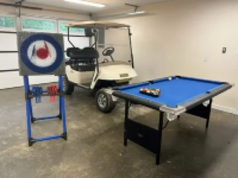 Modern Lakeview Escape