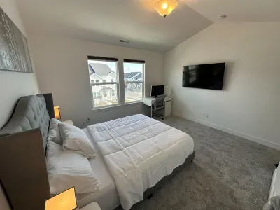 Lehi Escape: Near Silicon Slopes/Thanksgiving Pt, Indoor Games, Full Kitchen 레히 레이크뷰 에스테이츠 공원 주변 호텔