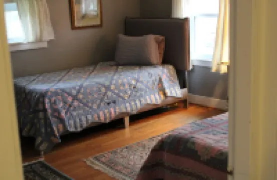 Spacious Private Guest Suite near Colgate