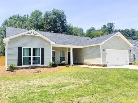 Cheerful spacious home-5 min to Bruce's Field/Downtown