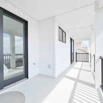 BEACHFRONT Multi-Family Home, 3 levels with decks!