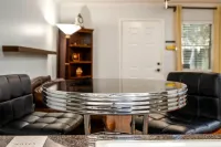 Secluded Pleasant Valley Hideout