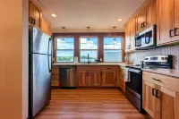 Newberg Wine Country Suites: Noir Room Hotels in Newberg