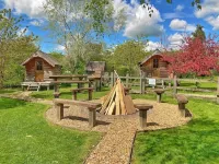 Oakheath studio apartment. Hotels in 