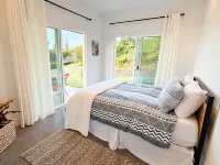 Makia View House / 3Bed + 2 Bath / Ocean Views 카우 포레스트 리저브 주변 호텔