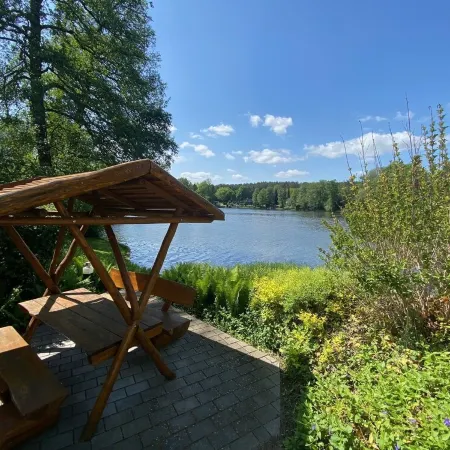 Holiday apartment "Seewohnung" in a holiday home - directly on the lake
