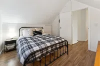 Beautiful Chalet at Schuss Mtn. - Golf, Wine, Torch Lake, Lake Bellaire, Shorts