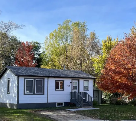 Small Home in the City of Alexandria!