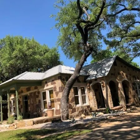 Welcome to Stone Haus