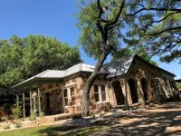 Welcome to Stone Haus