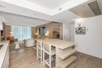 1 Hotel Modern King Suite 1BR 1 5BA w Ocean View