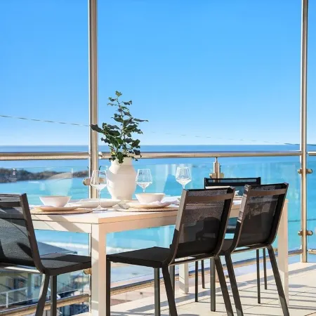 Outstanding! White House Tasmania Winter Special Min Stay 2 Nights Till October.