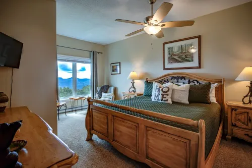 Beech Mtn- Amazing View+1 Mile to Ski Beech - Walking distance to Overlook Barn