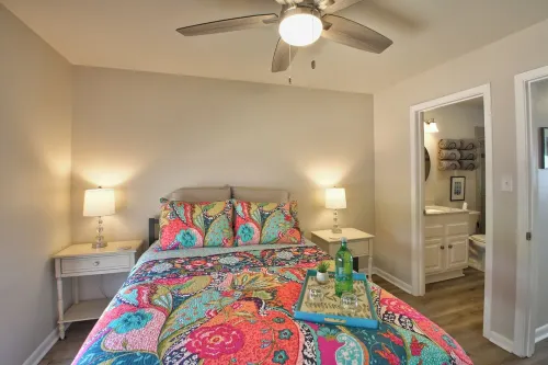Sweet Lake Get Away 2) in the Heart of Hot Springs