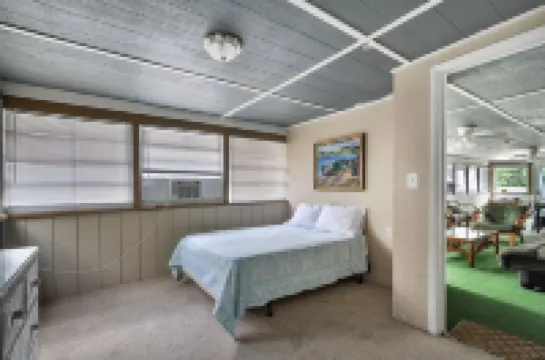 7 Bedrooms, Private Pool, Perfect Location! Hotels in 