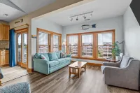 Spacious Top Floor Condo With Amazing Views Hotels in Manteo