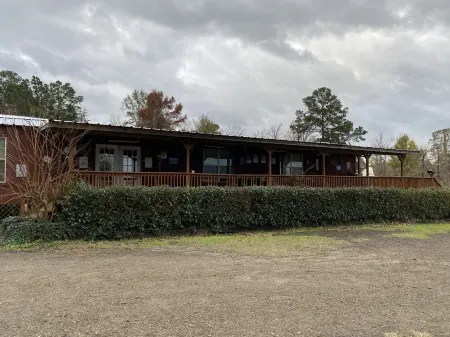 Waterfront 2 bedroom home-