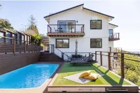 Main House + Guest Unit! 5 Bed / 3.5 Bath, Oakland Hills