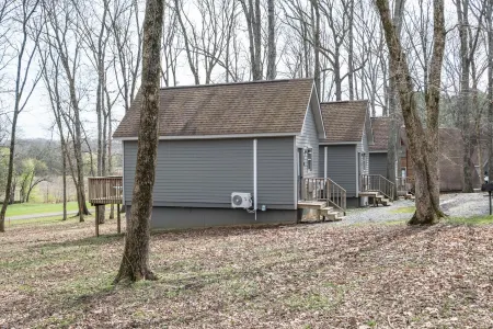 Family Friendly Pull-Through Campsite on 180 Acre Family Farm -- Near Nashville!