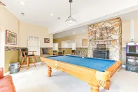 Huge Lakefront Home with private hot tub, dock, and pickle-ball court