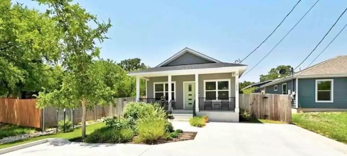Stone’s Throw Stay -  Less than a Mile from Lake LBJ Hotele w: Llano County