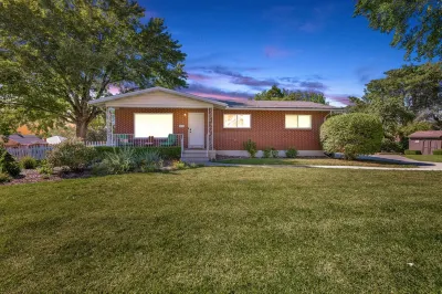 Ski Snow Basin | South Ogden Hotels near Weber Co Daughters of Utah Pioneers Museum