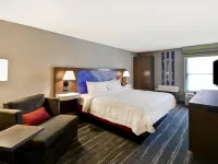 Hampton Inn Seattle-Southcenter Hotels near Foster Golf Links