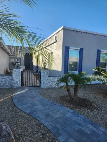 Modern Apartment Located in the Beautiful Groves Area