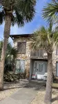 Private Townhouse NO Elevators 200 feet from the beach walking distance
