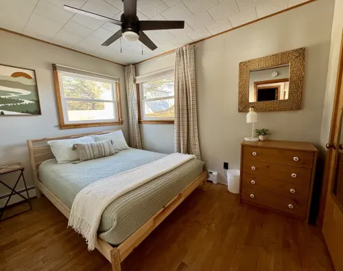 Peaceful Lakehouse Vacation just 30 minutes from The Dells! Hotels in New Chester