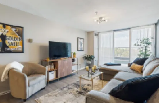 Luxury Mid-century Condo, Cozy & Fully Remodeled. Stocked with Many Extras!