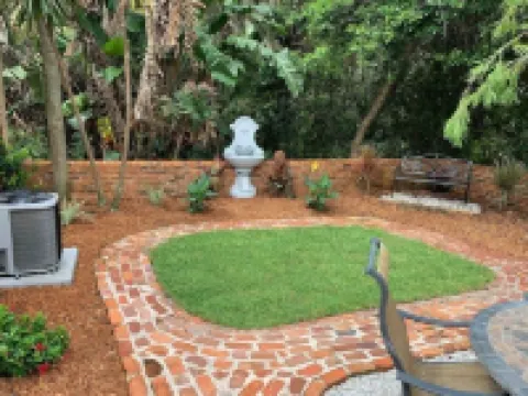 Downtown Cozy Cottage