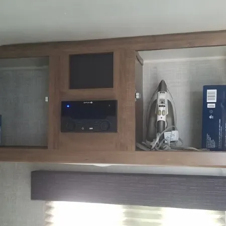 Adventurer camper, tinyhouse on wheels