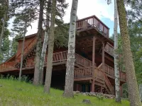 Mountain Cabin with Multi-level Decks, Views, Hot Tub, Family Memories Made Here