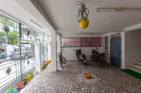 Sunflower Villa - Bed and Breakfasts