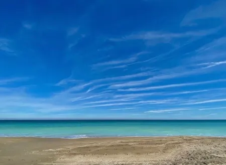 Private beachfront gated community located in the heart of Hutchinson Island!!!!